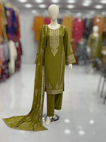 Golden Threads Mehendi Karandi 89-D | Stitched | 3 Piece