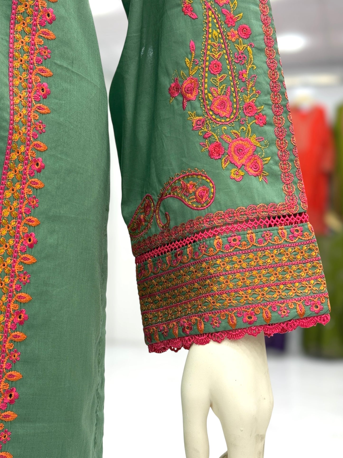 Prism Lawn L42-B | Stitched | 3 Piece