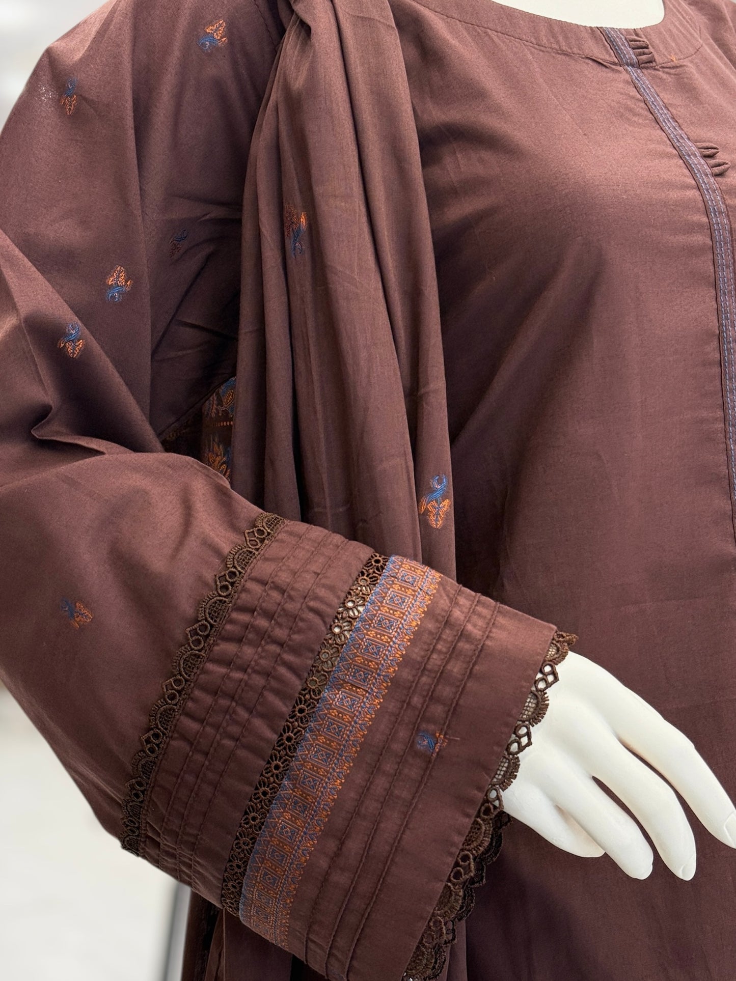Zareen Jacquard Lawn L-65 | Stitched | 3 Piece