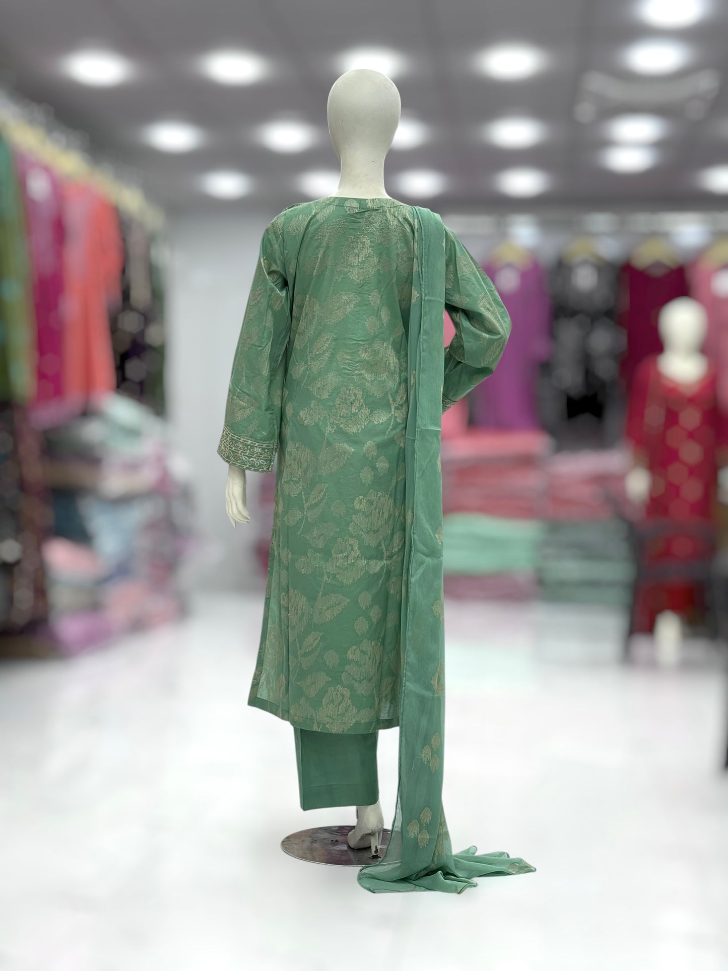 Resham Exclusive Lawn L96 | Stitched | 3 Piece