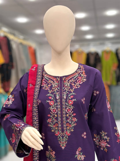 Gulrang 215-A | Khaddar | Stitched