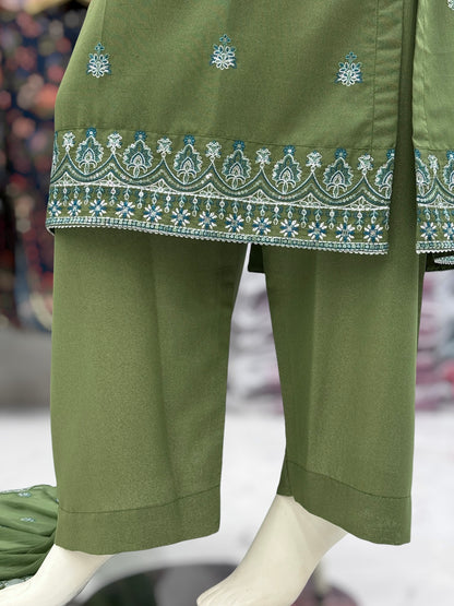 Maahi Lawn Karandi K60-C | Stitched | 3 Piece