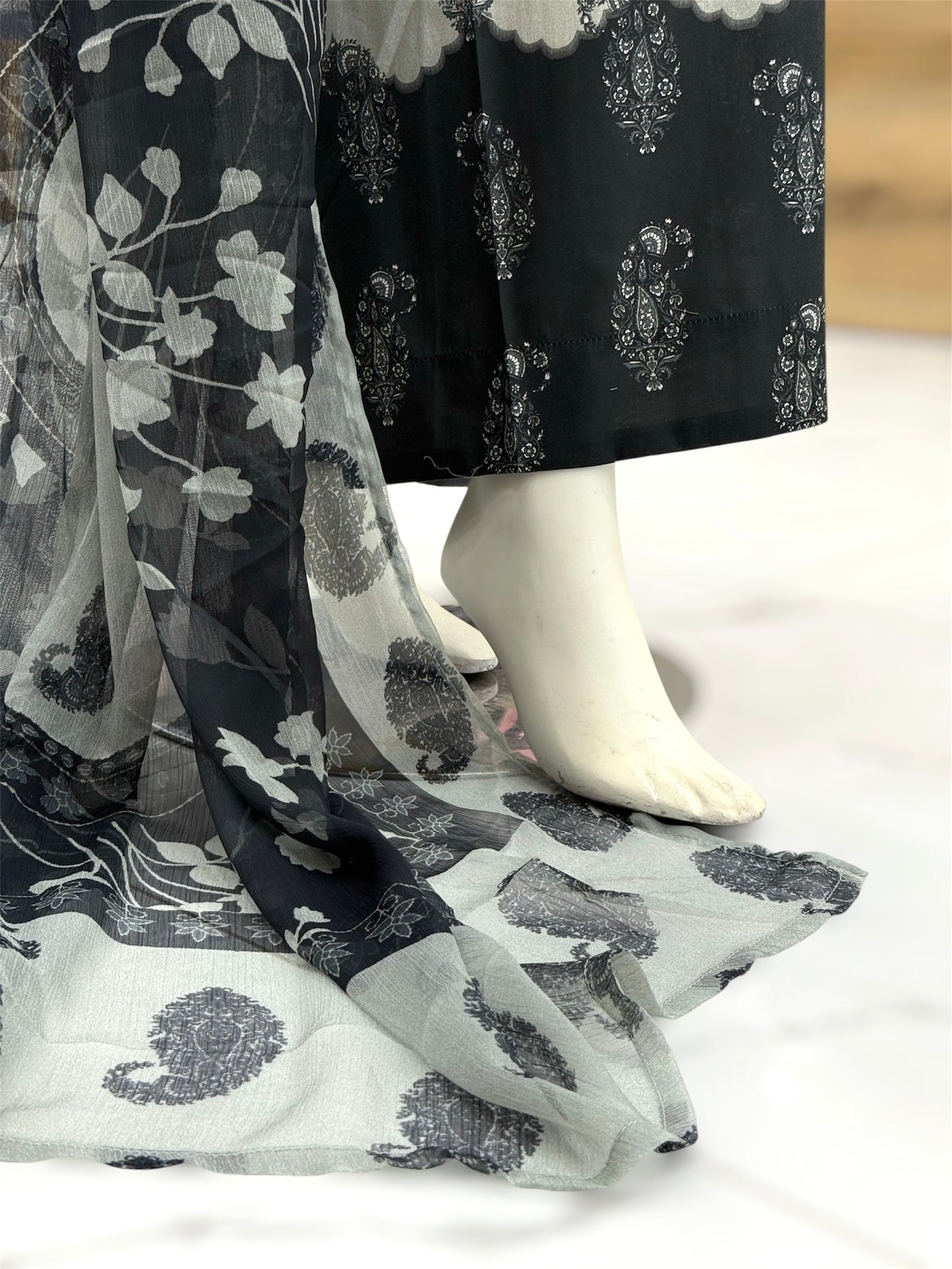 Black Prints Lawn L-71-B | Stitched | 3 Piece