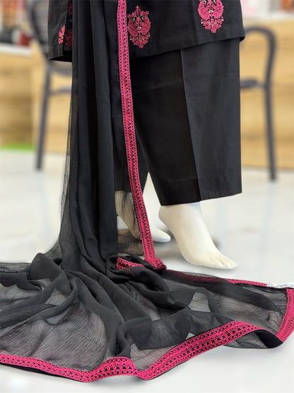 The Ethnic Black&Pink 93-B | Khaddar | Stitched