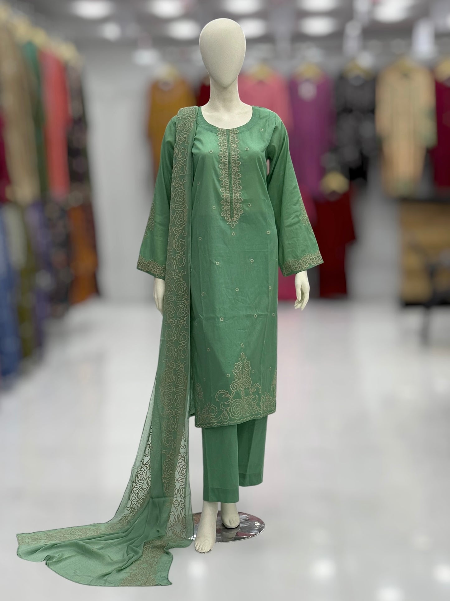 Summer Glaze Exclusive Lawn L101-A | Stitched | 3 Piece
