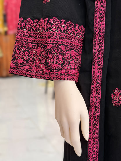 The Ethnic Black&Pink 93-B | Khaddar | Stitched