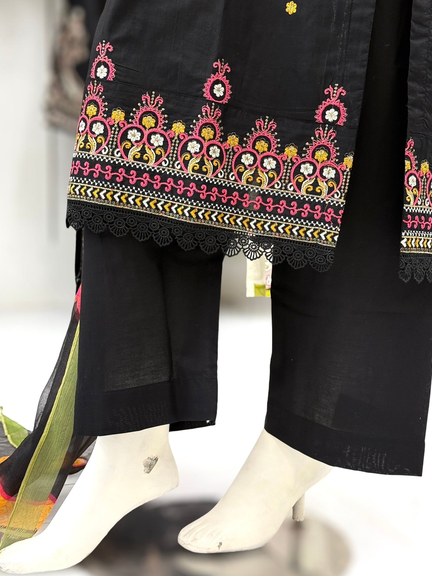 Sunshine Premium Lawn L43-A | Stitched | 3 Piece