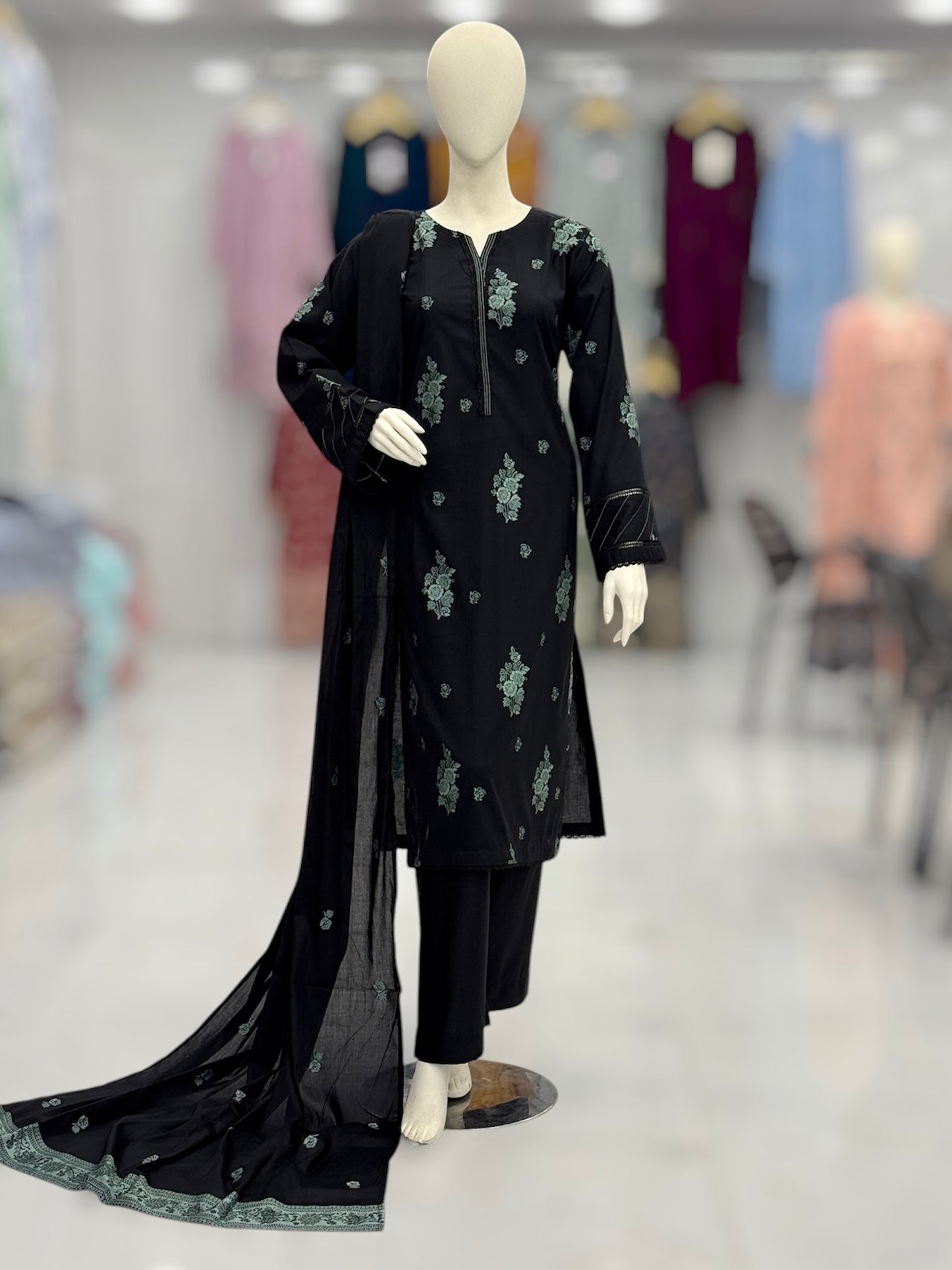 Zareen Jacquard Lawn L-57 | Stitched | 3 Piece