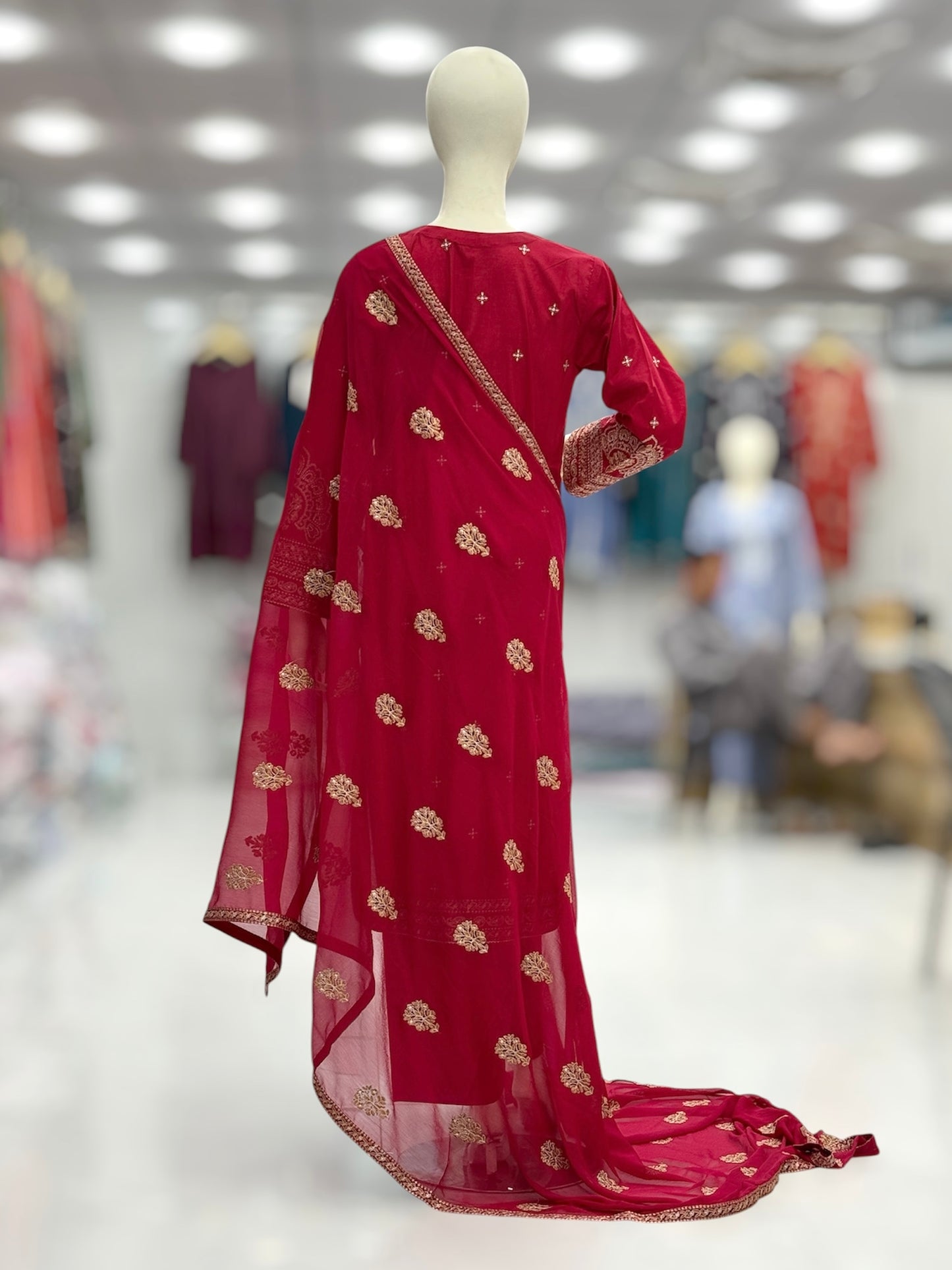 Mortaj Exclusive Lawn L81-A | Stitched | 3 Piece