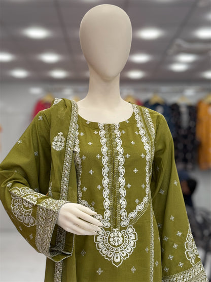 Mortaj Mehendi 92-C | Stitched | 3 Piece