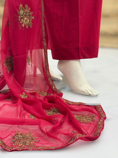 Zari Mahal Exclusive Lawn L95-C | Stitched | 3 Piece