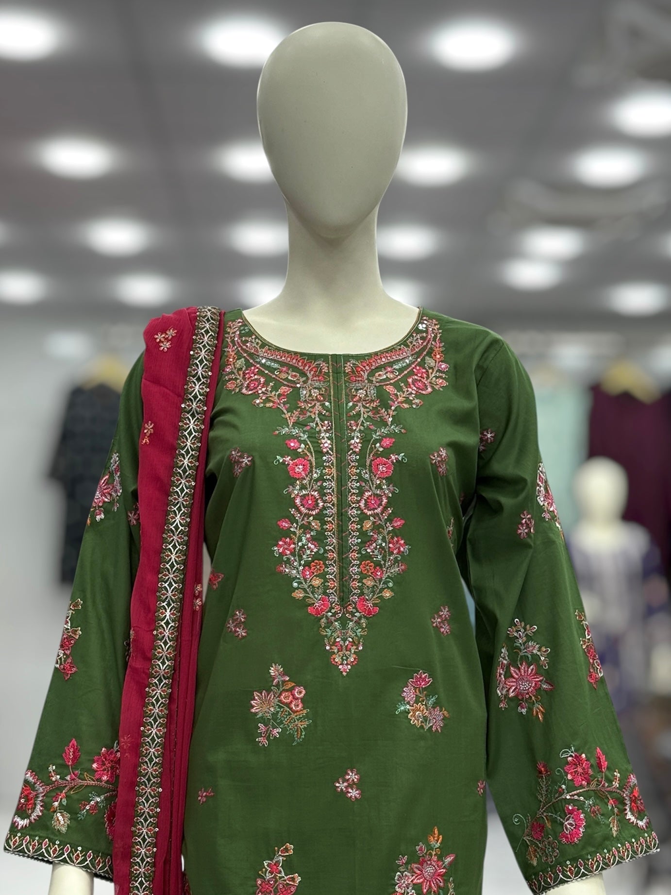 Gulrang Exclusive Lawn L76-D | Stitched | 3 Piece