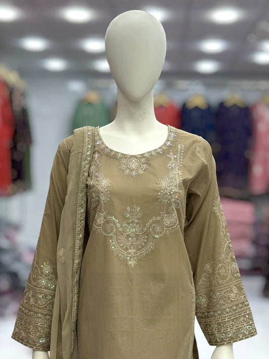 Taj Mahal Exclusive Lawn L77-F | Stitched | 3 Piece