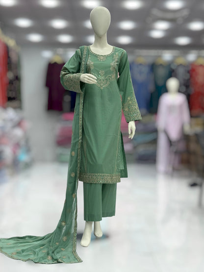 Taj Mahal Exclusive Lawn L77-D | Stitched | 3 Piece
