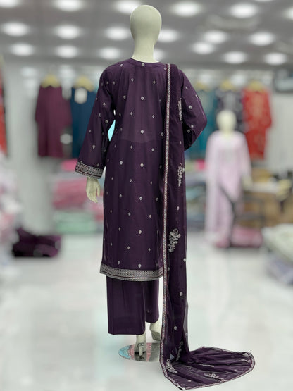 Chilman Exclusive Lawn L73-C | Stitched | 3 Piece