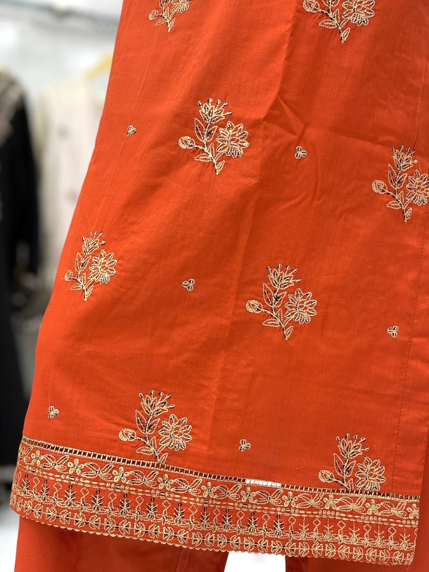 Meher-e-Zari  Lawn L40-A | Stitched | 3 Piece