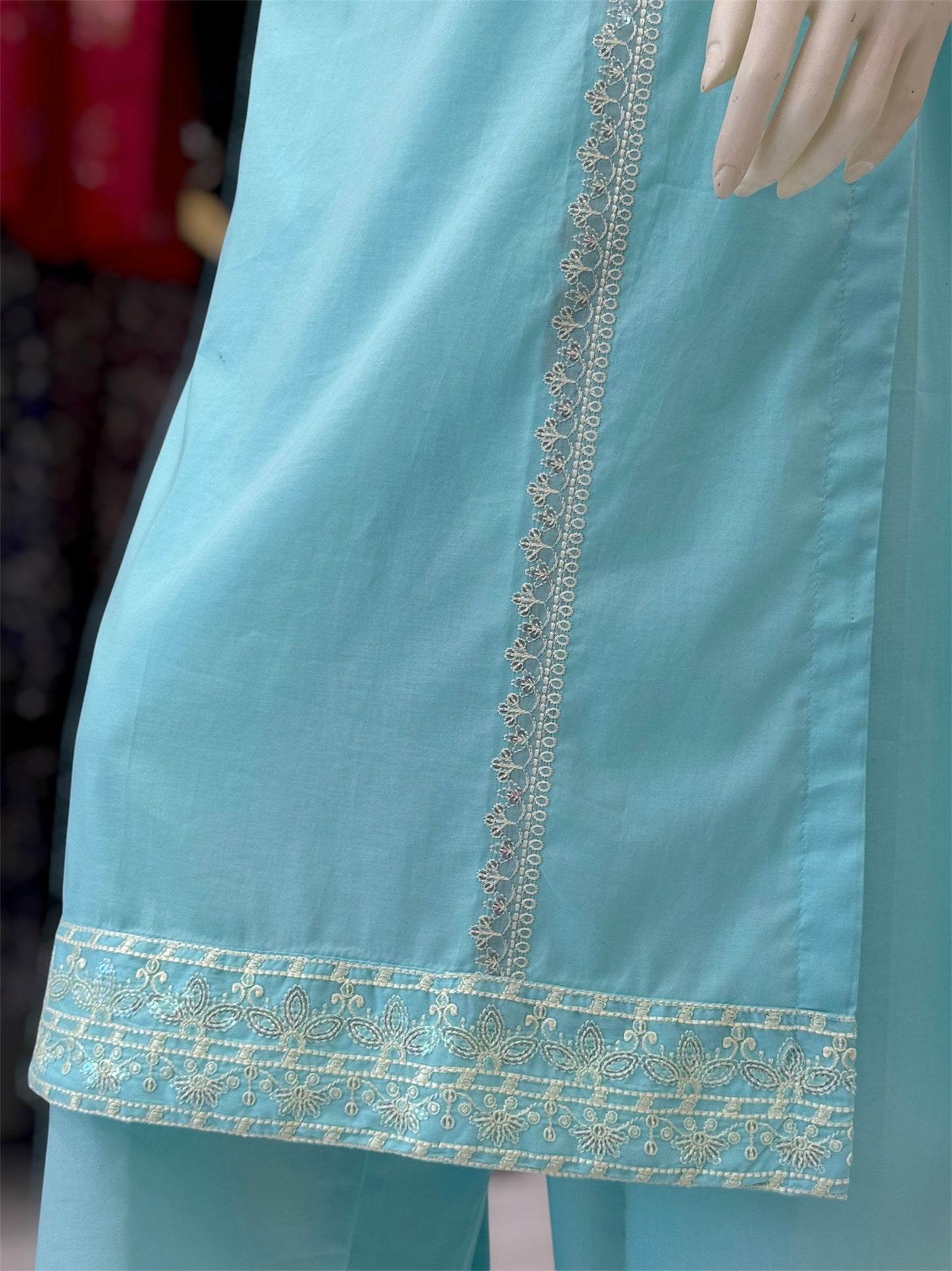 Taj Mahal Exclusive Lawn L77-A | Stitched | 3 Piece