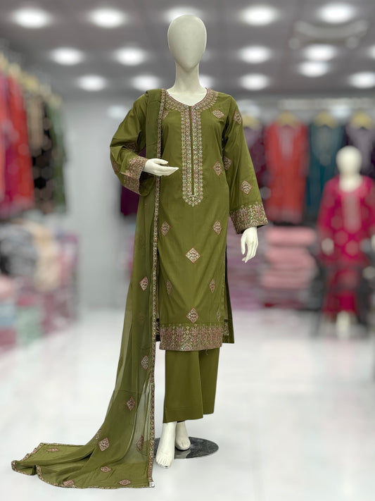 Crystal Exclusive Lawn L87-C | Stitched | 3 Piece