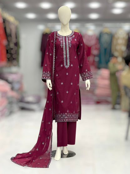 Pakeeza Exclusive Lawn L85-A | Stitched | 3 Piece