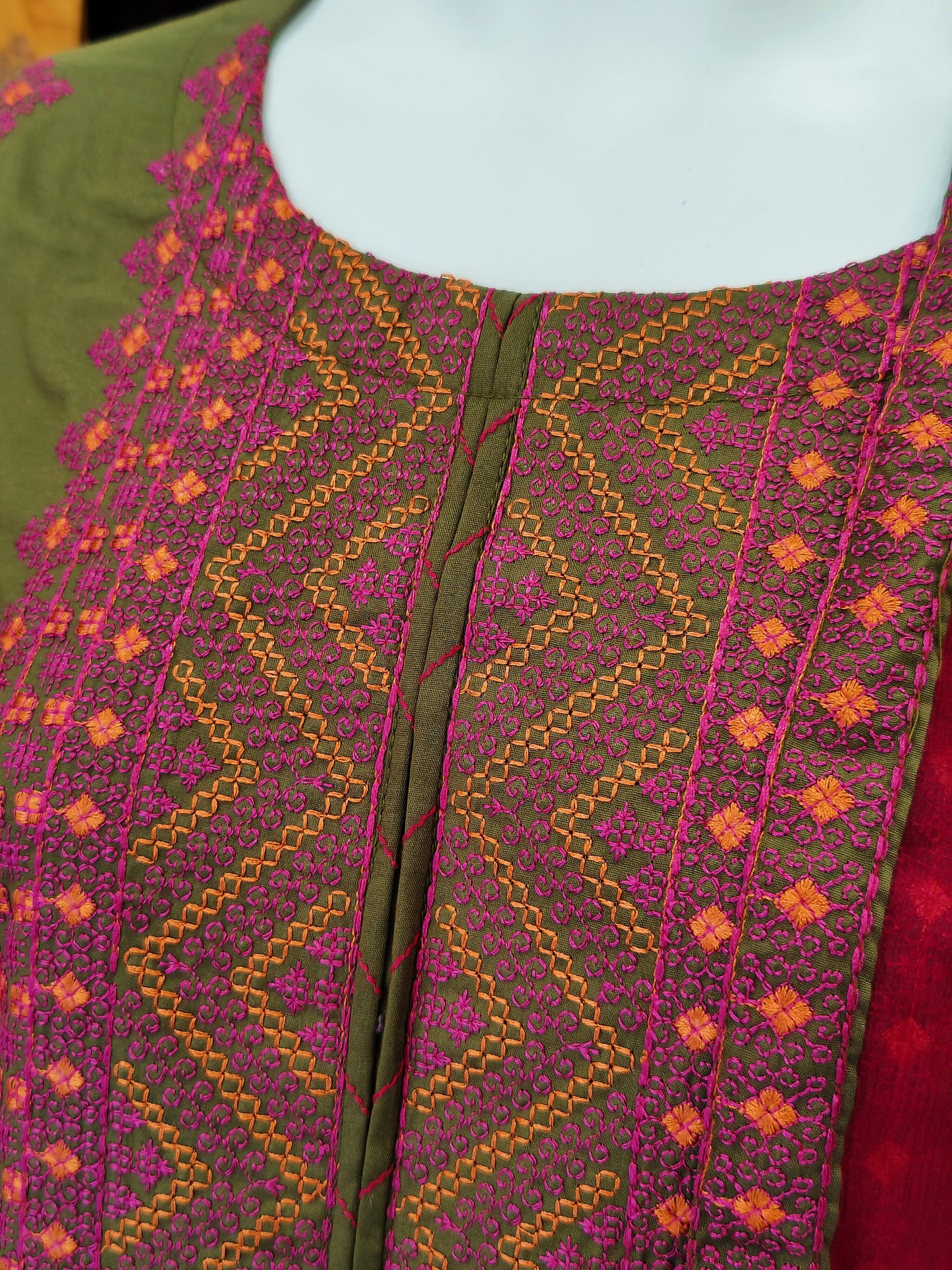 Embroidered Mehendi Shirt 3 Piece | Chiffon Bordered Dupatta | Stitched