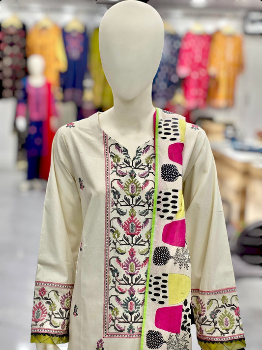 Embroidered Off White EKP-102 | 3 Piece | Stitched