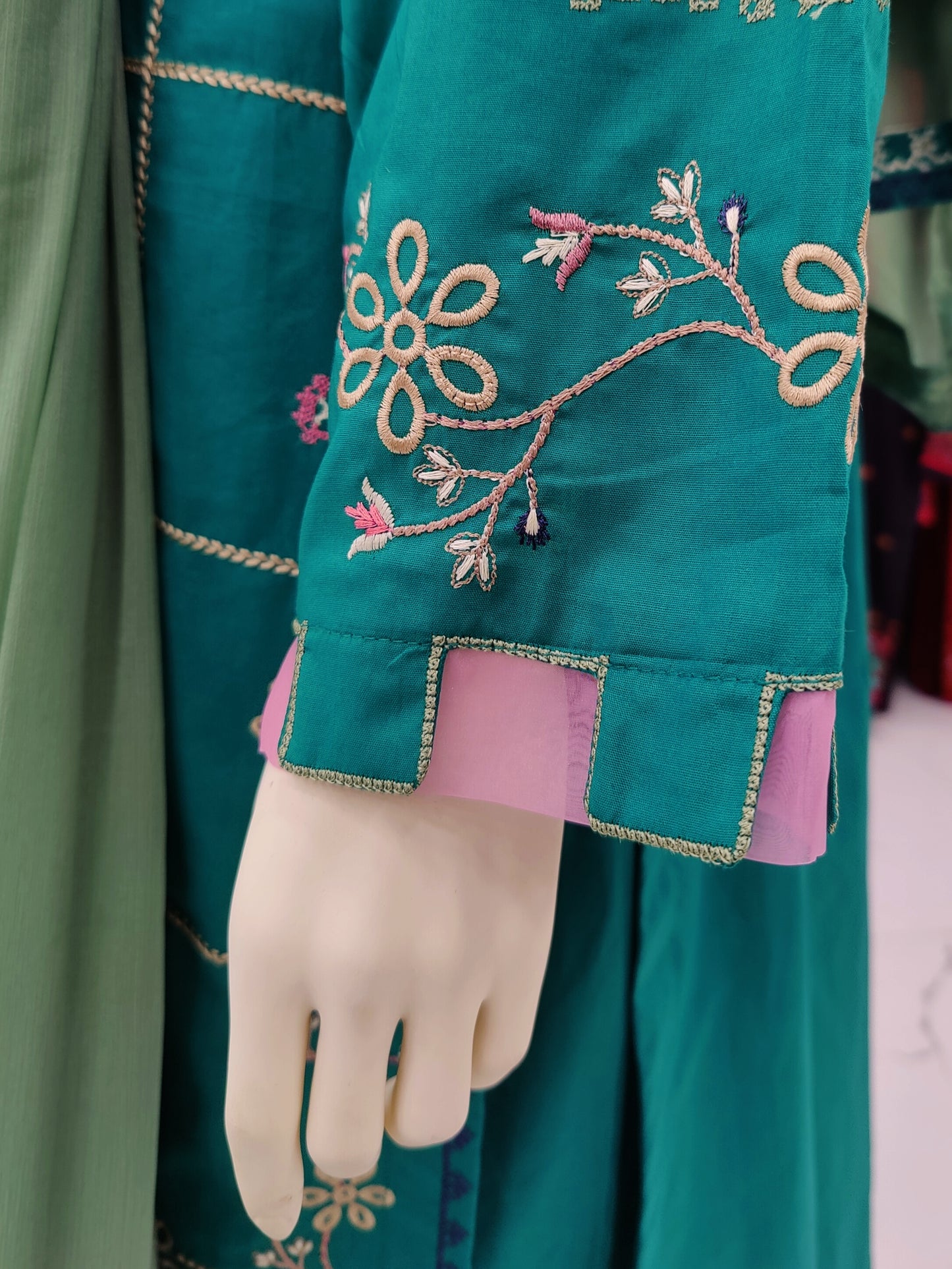 Embroidered Sea Green V595A | Stitched | 3 Piece